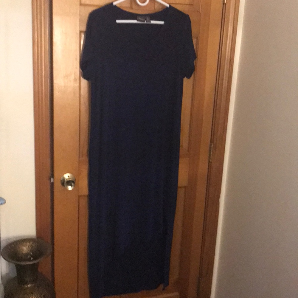 Chico Travelers Dress Size 2 ( 12-14)